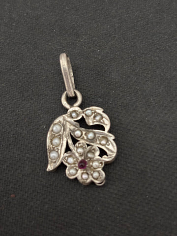 Vintage Silver Flower Pendant