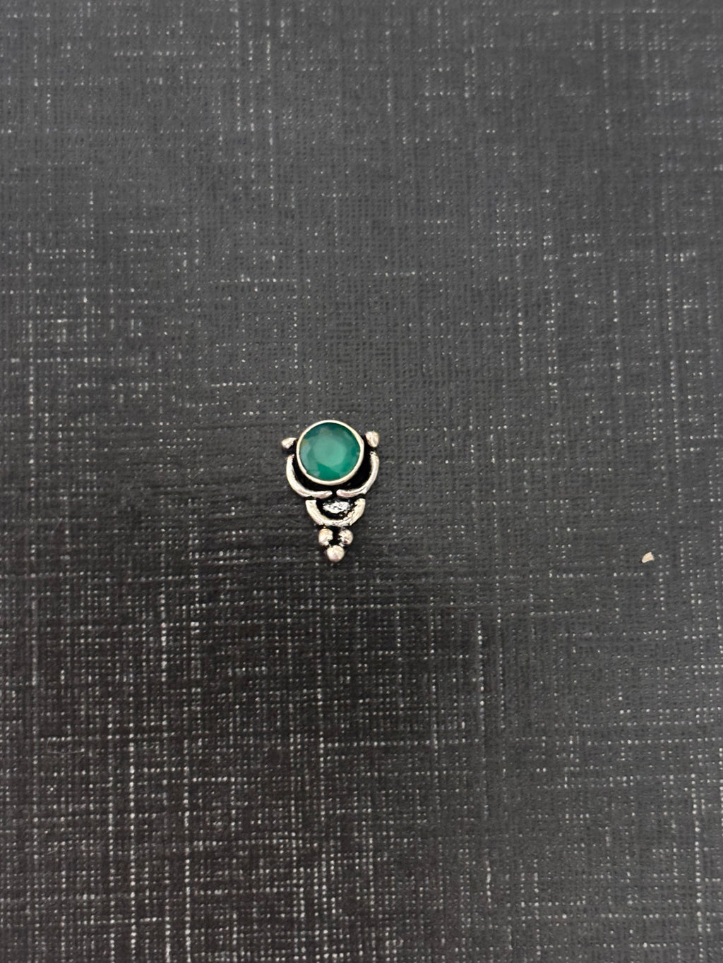 Green Silver Nosepin