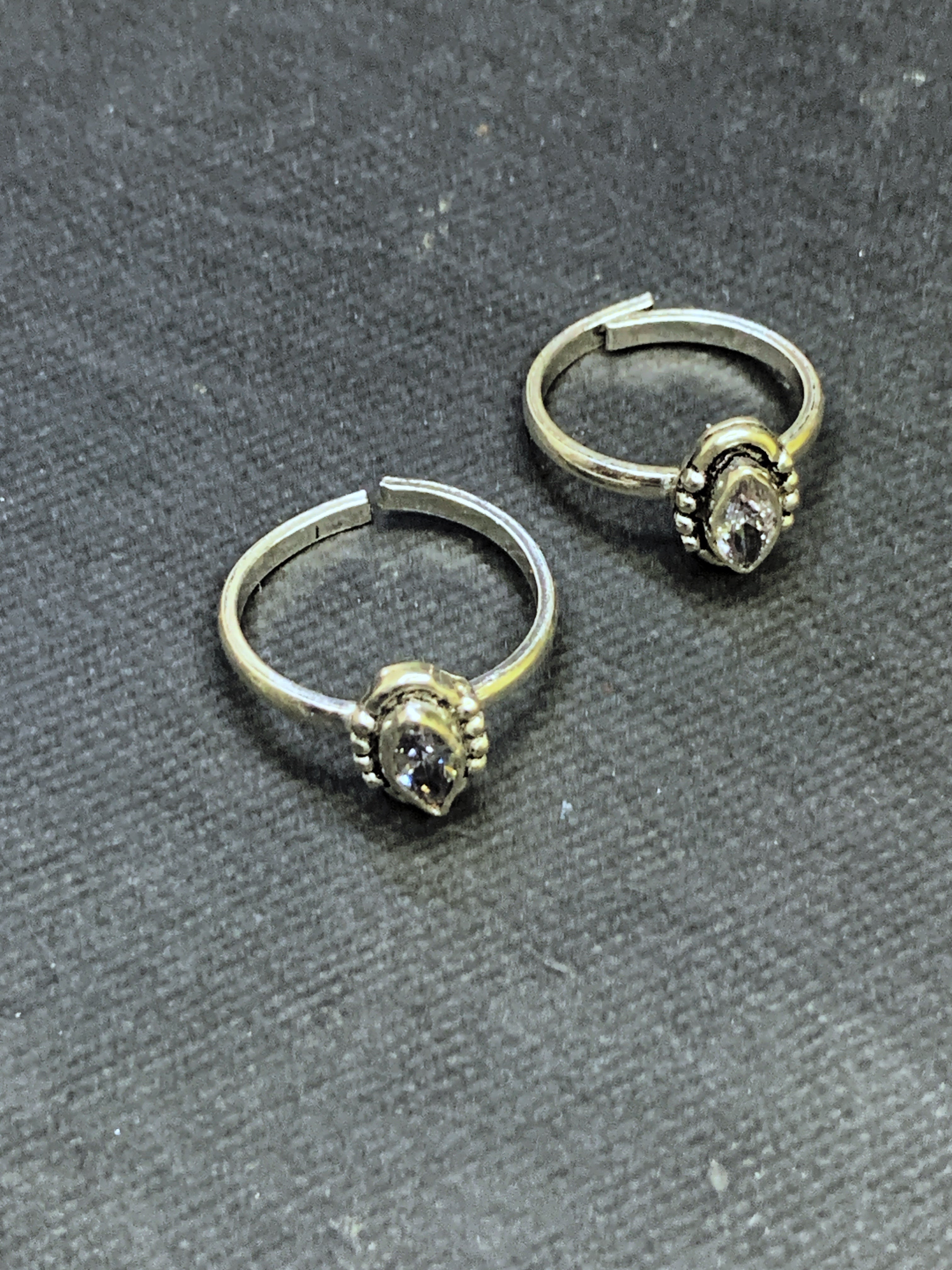 Silver Zircon Toering