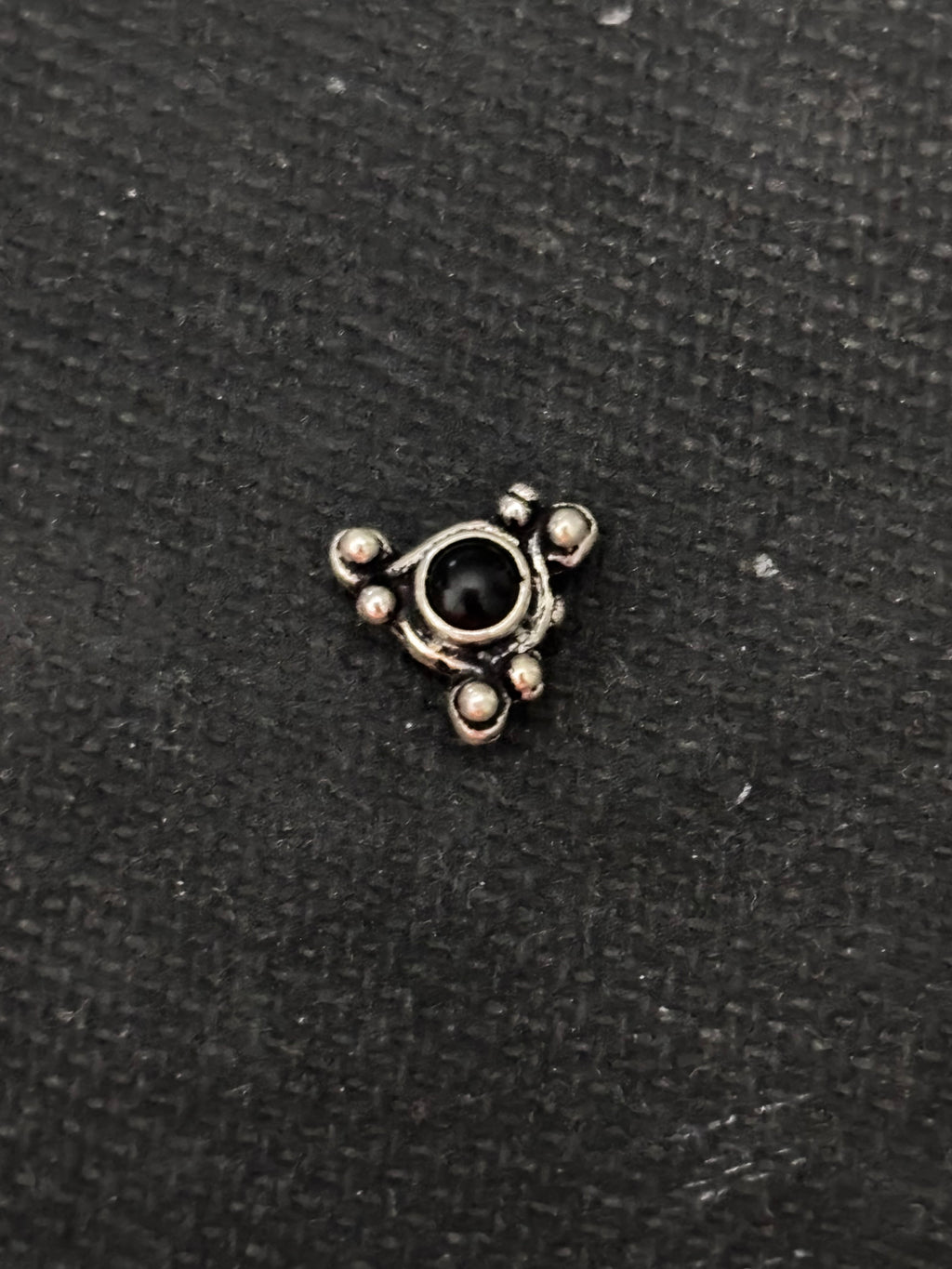 Silver Black Stone Nosepin