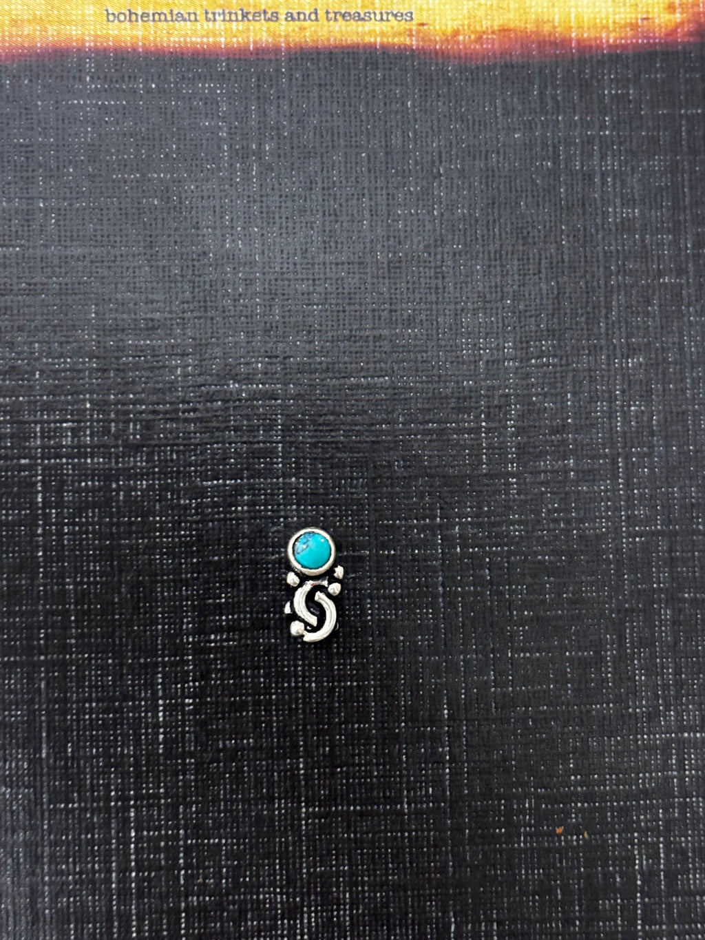 Silver Dot and Swirl Nosepin